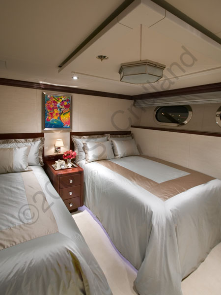 Guest_Stateroom_fwd 33